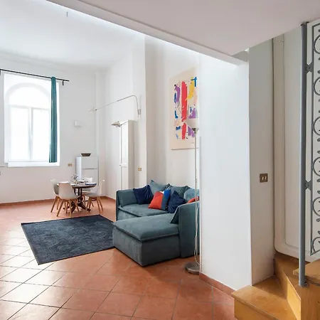 Vittorio Elegant Two Bedroom Daire