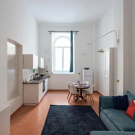 公寓 Vittorio Elegant Two Bedroom *