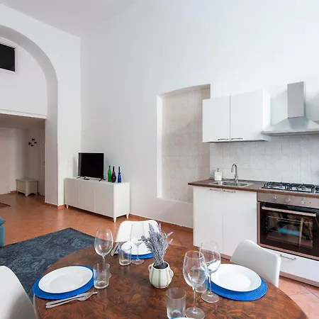 Vittorio Elegant Two Bedroom *